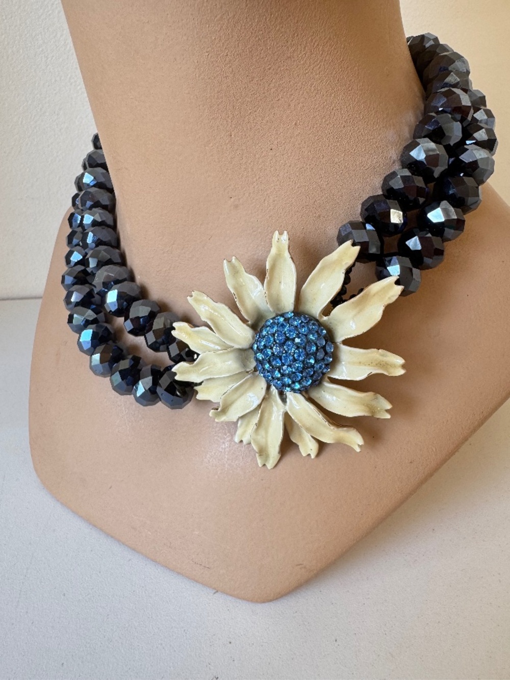 BSK Double Strand Faceted Glass Bead Sunflower Statement Necklace Blue